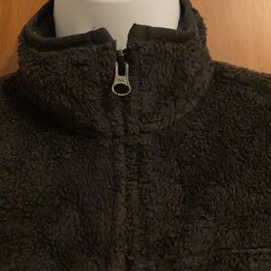 Lands’End black zip up polyester fleece jacket size Medium